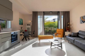 Stunning Duplex Flat with a Garden & Winter Patio